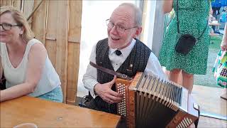 Querschnitt vom Eidg Jodlerfest in Zug [upl. by Ulrick943]