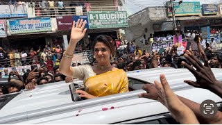 Keerthy Suresh entry  keerthysuresh craze at CMR shopping Mall  Balapur X roads [upl. by Harve]