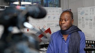 « Deux jeunes professionnels courageux » – Diébédo Francis Kéré [upl. by Schoenburg]