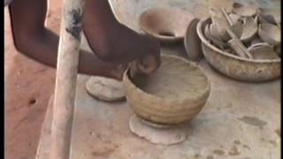 Nigerian Pottery Igbo Yoruba Gwari Bini [upl. by Eniawtna]