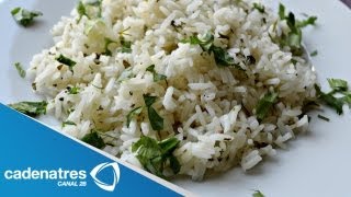 Receta para preparar arroz con cilantro y ajonjolí Receta de arroz  Comida mexicana [upl. by Callahan]