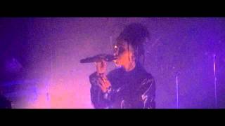 FKA Twigs  LIGHTS ON live at La Maroquinerie Paris France 14102014 [upl. by Repsag]