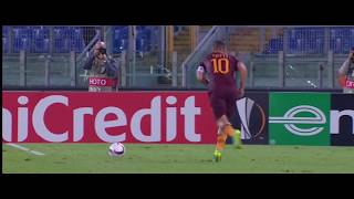 Caressa e Bergomi commentano una punizione di Totti [upl. by Sotnas759]