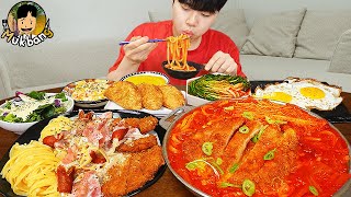 ASMR MUKBANG 직접 만든 대왕 돈까스 먹방 군만두 계란후라이 김치 먹방 amp 레시피 Crunchy Cheese Pork Cutlet EATING SOUND [upl. by Nnaacissej727]