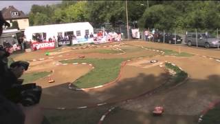 TLR 22 SCT wins RC race on clay track [upl. by Aihtennek]