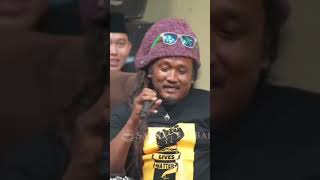 Den basito penyanyi reggae den basito nyayi gajah kupu nyeni banget gus iqdam [upl. by Aiek]