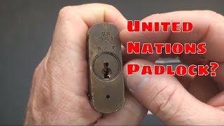 65 Antique Yale amp Towne US Government Padlock [upl. by Platt]