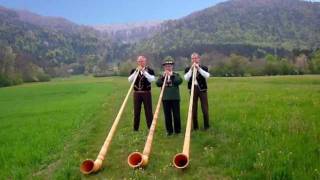 Alphorn mit dem Alphorntrio Bärgsunne [upl. by Creighton]