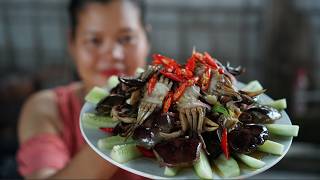 Make salad pickle crab recipe  Davann cooking [upl. by Nilekcaj]