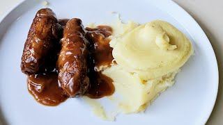 British Classic NEW SAUSAGE amp MASH Review [upl. by Atinoj]