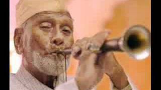 Raag Shivaranjani  Ustad Bismillah Khan [upl. by Maurreen617]