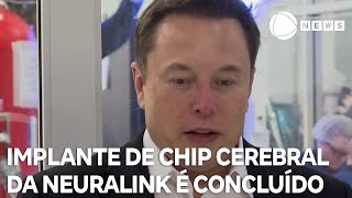 Elon Musk anuncia 1º implante de chip cerebral da Neuralink em ser humano [upl. by Ecinaj]