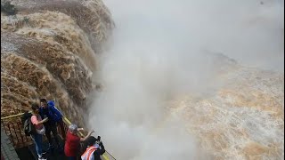 Cataratas do Iguaçu atingem um dos níveis mais altos em anos  AFP [upl. by Triley173]