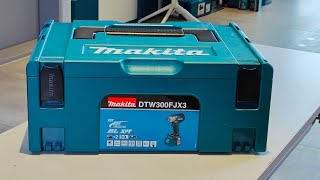 Makita DTW300FJX3  Makita Impact Wrench 18V  300Nm  12quot  127mm  BL  Auto Mode [upl. by Jocelyne]