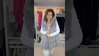 Как сделать рукава на зимнем жилете или курткебезрукавке irenebutsch fashion styletips tips [upl. by Florie]