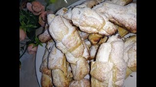 Рогалики со сгущенкой из слоеного тестаCROISSANTS Очень нежные и ароматные [upl. by Nuawed218]