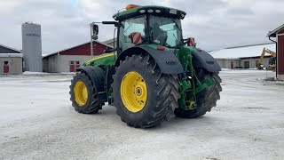 Köp Traktor John Deere 8370R på Klaravik [upl. by Ianteen]