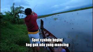 Mancing Casting Gabus di Spot Baru Pinggiran Rawa Pening [upl. by Bearnard]