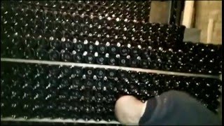 Cantina Spumante dAraprì  Tirage 2016 [upl. by Francois]