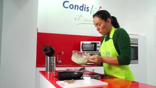 Clip de cocina Condis Tortitas de higos con miel o azúcar glas [upl. by Dnomhcir]