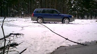 Subaru Forester SG 20X AT  snow and various transmission modes with full throttle [upl. by Isak]