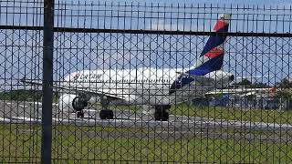 Vista hermosa en Isla San AndrésDepsegue de Latam Airlines con destino a Bogotá colombia aviation [upl. by Nairod]