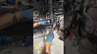 DODGE RAM 2500 INSTALLATION SHOCKS BRACKET [upl. by Hilel990]