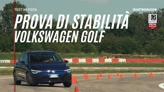 Volkswagen Golf 2020 la prova di stabilità [upl. by Dnalon]