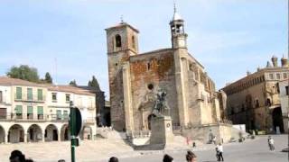 Sonido de las Campanas de la Iglesia de San Martín en la Plaza Mayor de Trujillo Cáceres [upl. by Hada15]