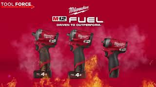 Milwaukee M12 M12FIW38 Stubby Impact Wrench 38 [upl. by Spevek]