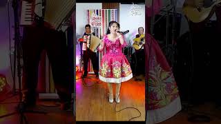 HUAYNO🎵LUZ MEDINA🎤 folkloreperuano musica perú huayno folklore aportesparaelperú [upl. by Oirom]