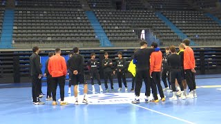 VOTV  El Fraikin BM Granollers senfronta contra el Bada Huesca en un partit que no serà fàcil [upl. by Peisch692]