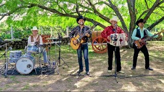 LOS VIEJONES DE LINARES EN VIVO EL CARRETONERO [upl. by Raama852]