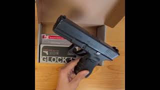 Umarex airsoft Glock17 Gen4 unboxing [upl. by Aggarwal408]