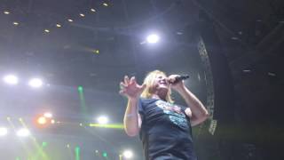 Def Leppard  Rock of Ages  Green Bay WI [upl. by Jestude]