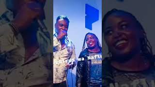 Wanjiru wa Waya kuinira mwendwa wake Mbote Njogu karwimbo Ka wendo lovestatus [upl. by Iddet752]