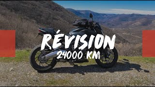 Révision 24000 km amp Nouveaux Pneus Pilot Road 4 Motovlog 22 EN SUBS [upl. by Notsecnirp]