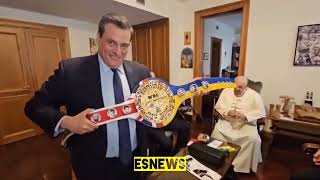 The Pope blessing the WBC Belt that will go to the winner of Usyk vs Fury Esnews Boxing [upl. by Onateag]