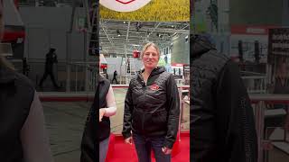 Gelbe Revolution bei Lely EuroTier mit Anouk [upl. by Maddy203]