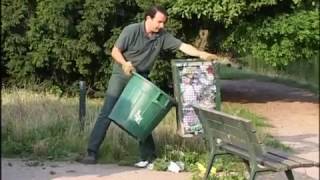 Paris insolite  Les cantonniers du Bois de Boulogne au travail [upl. by Eslud]