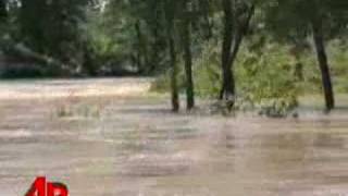 Raw Video Aftermath of Ill Levee Break [upl. by Warram518]