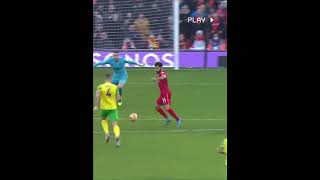 The art of Salah counter attack 🤩🕊 football Soccer vairal foryou footballmoments [upl. by Jenkins]