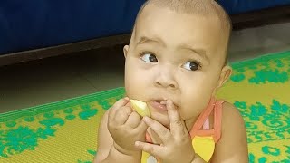 6 month old baby natural teether [upl. by Goodill251]