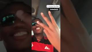 RAFAEL LEÃO DO MILAN COM CAMISA DO FLAMENGO CANTANDO MÚSICA quotTROPA DO MAIS NOVO quot DO RAPPER CHEFIN [upl. by Domenech]