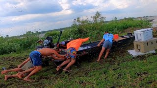 LAKE KISSIMMEE MUD BOAT RUN FAST BOATS AND STICKY MUD [upl. by Aikahc534]