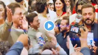 Salman amp SRK Dancing On Bhangda Pa Le Song At Anant Ambani’s Wedding 🎉 [upl. by Nnyliram22]