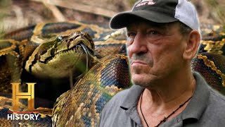 Master Snake Hunter Gets His Kill  Swamp People Serpent Invasion Season 4 [upl. by Nett]