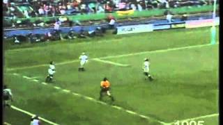 Wallabies vs England 1995 RWC David Campese try [upl. by Vel]