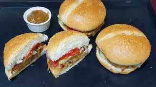 Khatay Meethay Bun Kabab  Street Style Bun Kabab Pakistans Famous Street Food by YES I CAN COOK [upl. by Anaujahs]