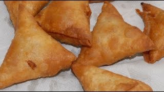 ईरानी पायज़ का समोसा  Irani Pyaz Ka Samosa  In Hindi [upl. by Eidoc]